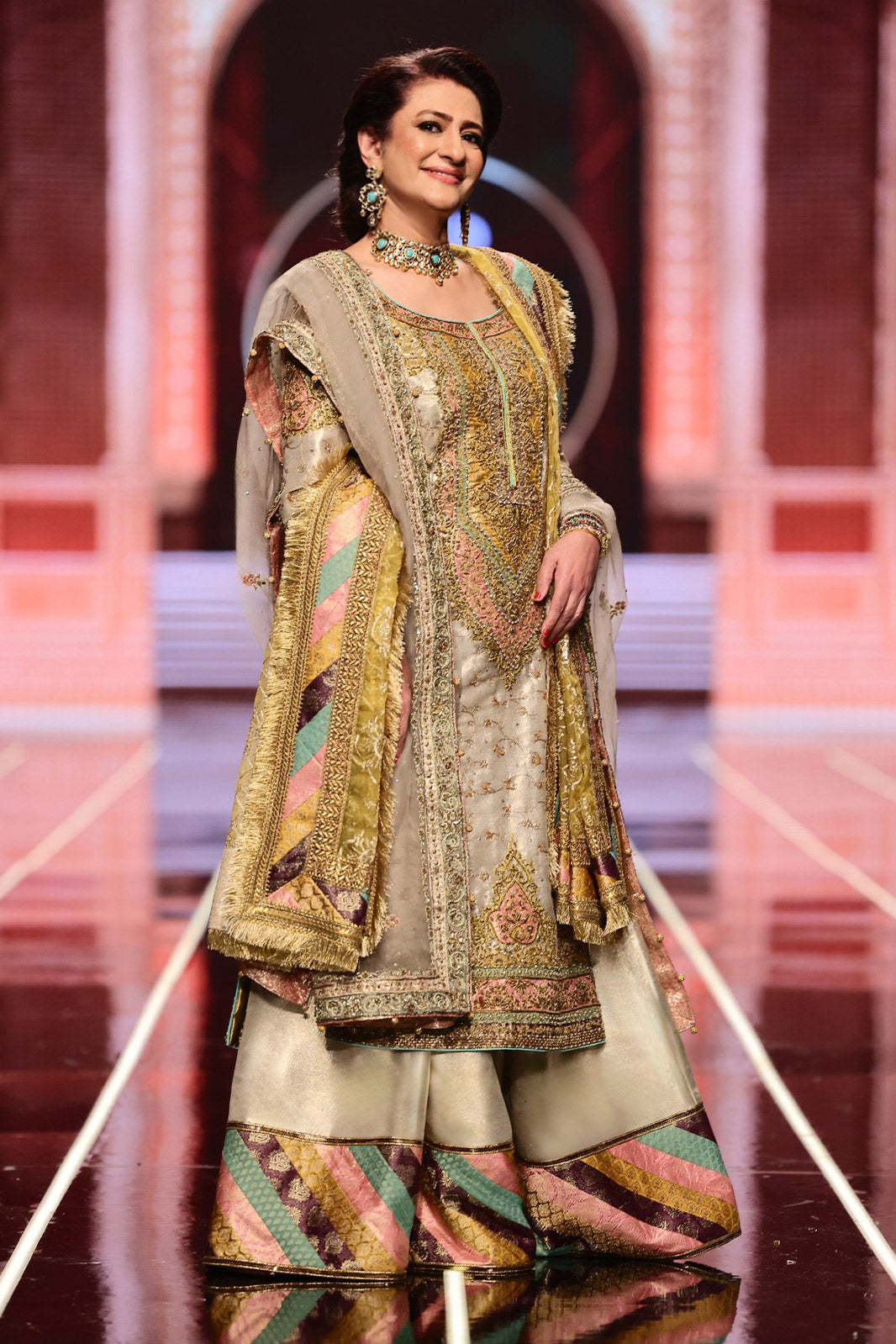NOOR-E-SALTANAT