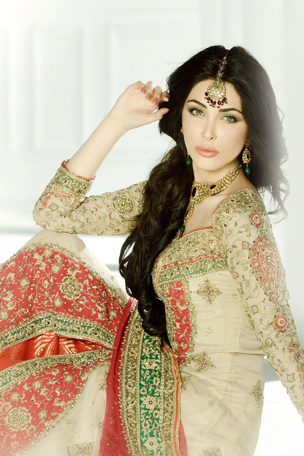 MEHRÉ NOOR